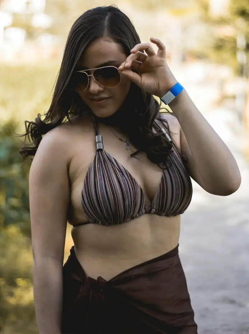 incall and outcall Call girls in Ahmedabad