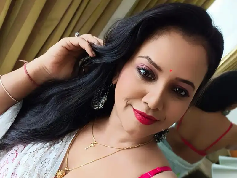 Housewife Call Girls in Ahmedabad